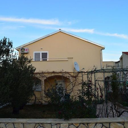 Apartments Vilim Tisno Bagian luar foto