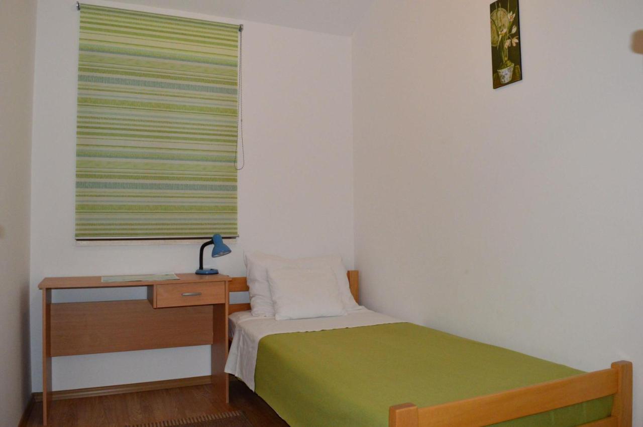 Apartments Vilim Tisno Bagian luar foto