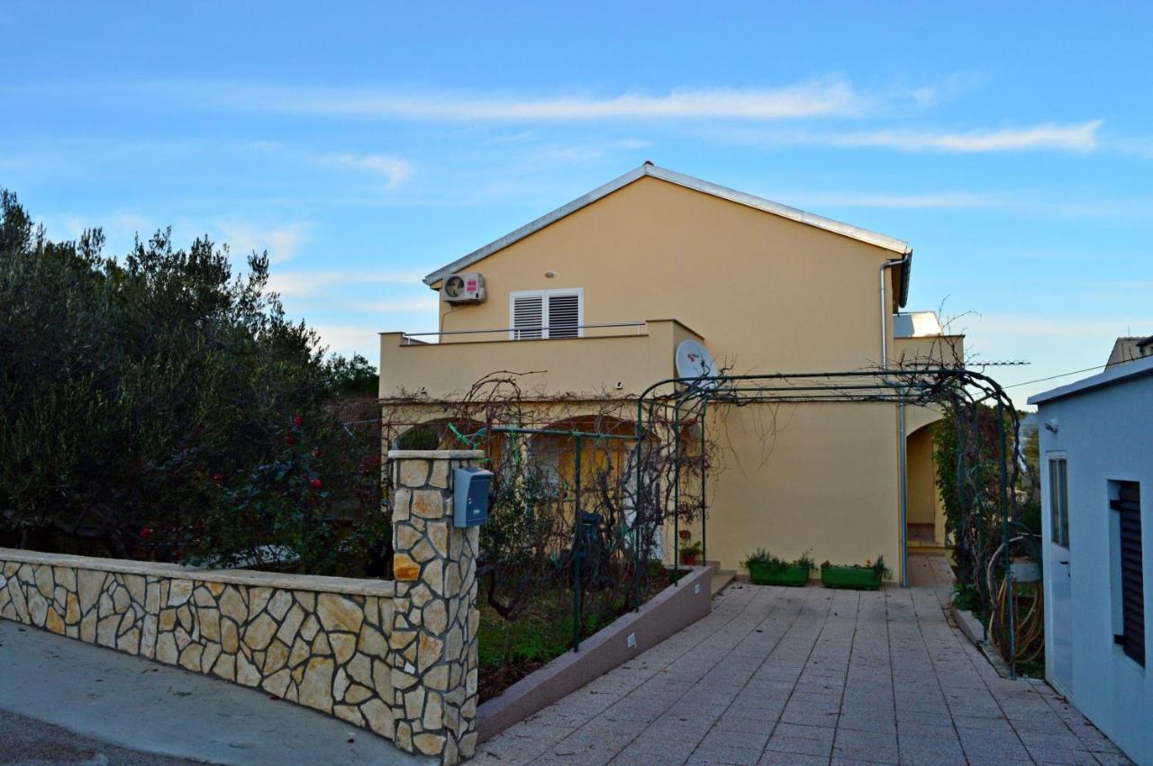 Apartments Vilim Tisno Bagian luar foto