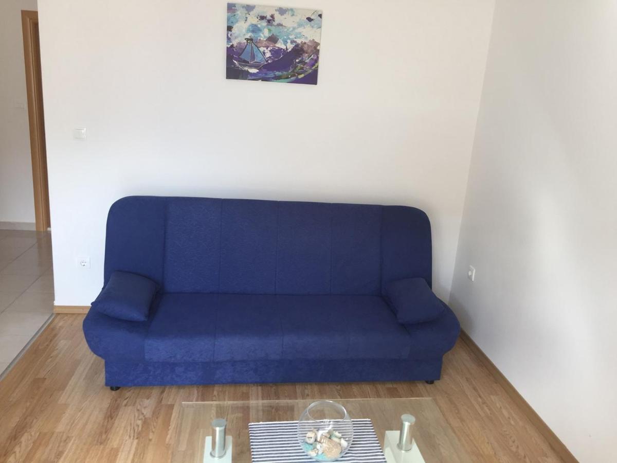 Apartments Vilim Tisno Bagian luar foto